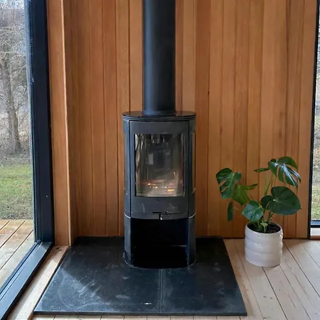 Newly Renovated 70s Summer House Close To Holiday home *